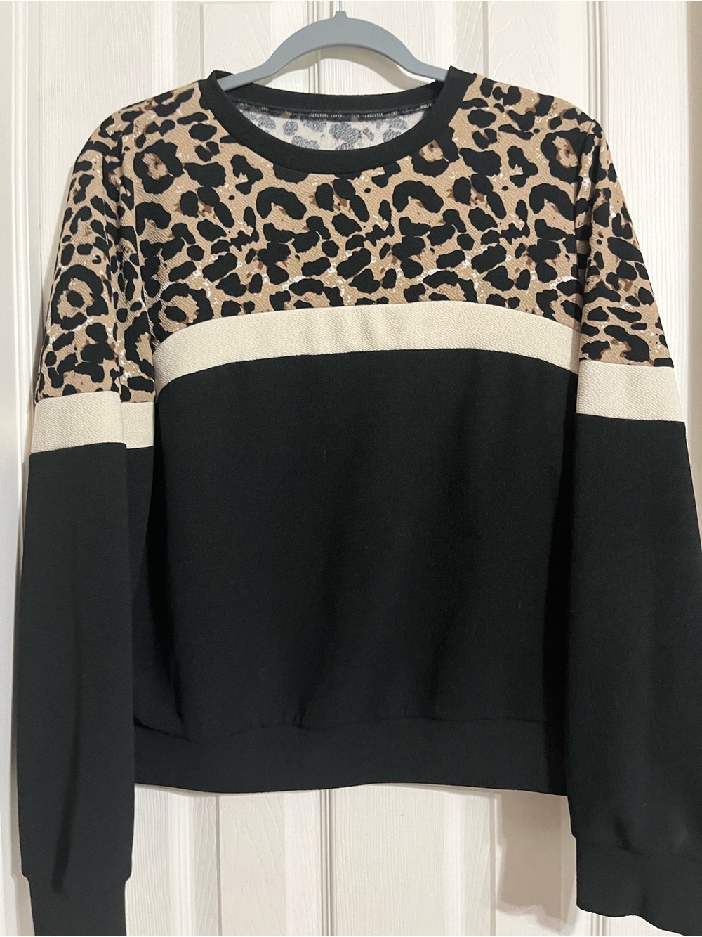 Multiple women’s large summer - light shirts and blouses. See all pictures - Picture 12 of 15